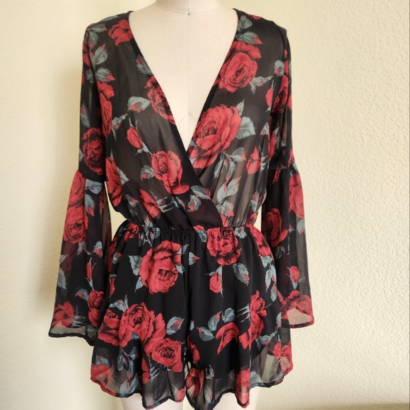 V-neck Rose Romper - Picture 1 of 7